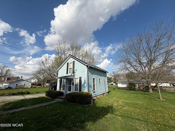 2nd image of 416 1/2 Summit St