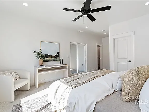 720 S Calhoun Ln — Photo 14