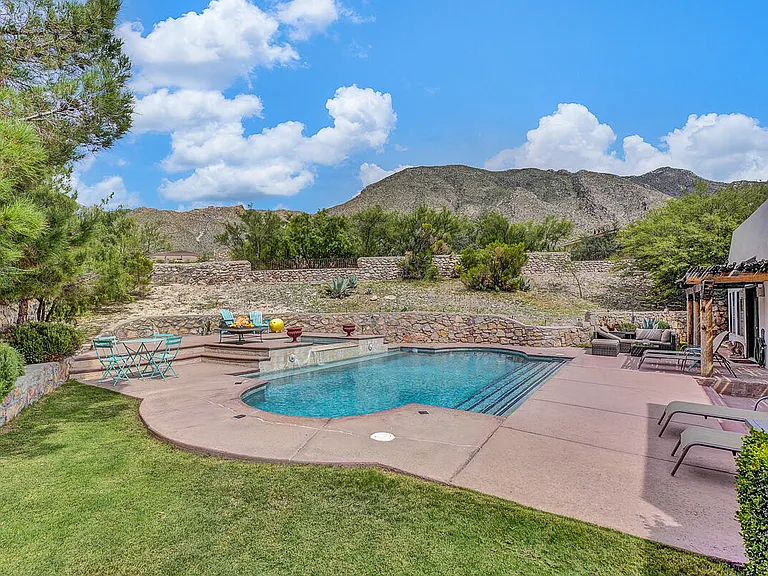 5601 Burning Tree Dr — Photo 30