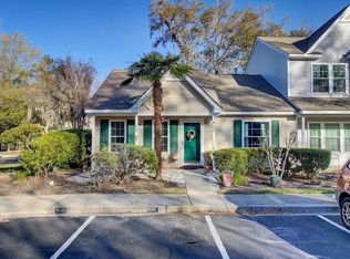 8130 Shadow Oak Dr, Charleston, SC 29406