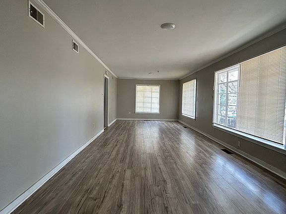 5th image of 5094 Woodmont Dr