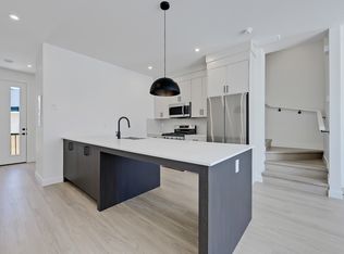 239 27th Ave NE #1475071, Calgary, AB T2E2A1