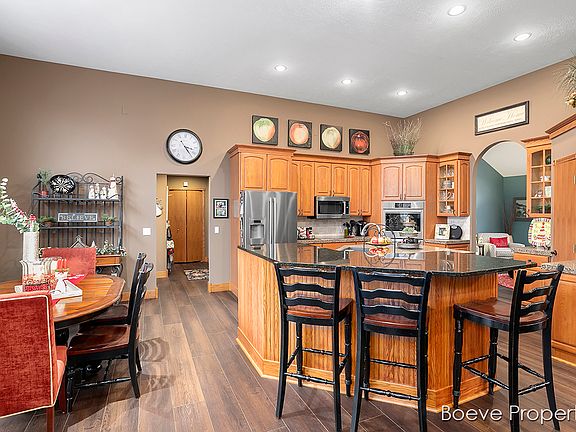 2nd image of 4233 Abby Ct SW