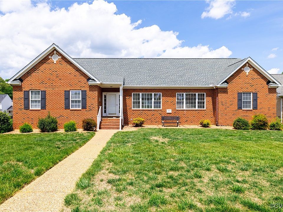 1st image of 8090 Berkeley Forest Ct