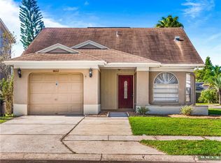 8612 Twin Farms Pl, Tampa, FL 33635