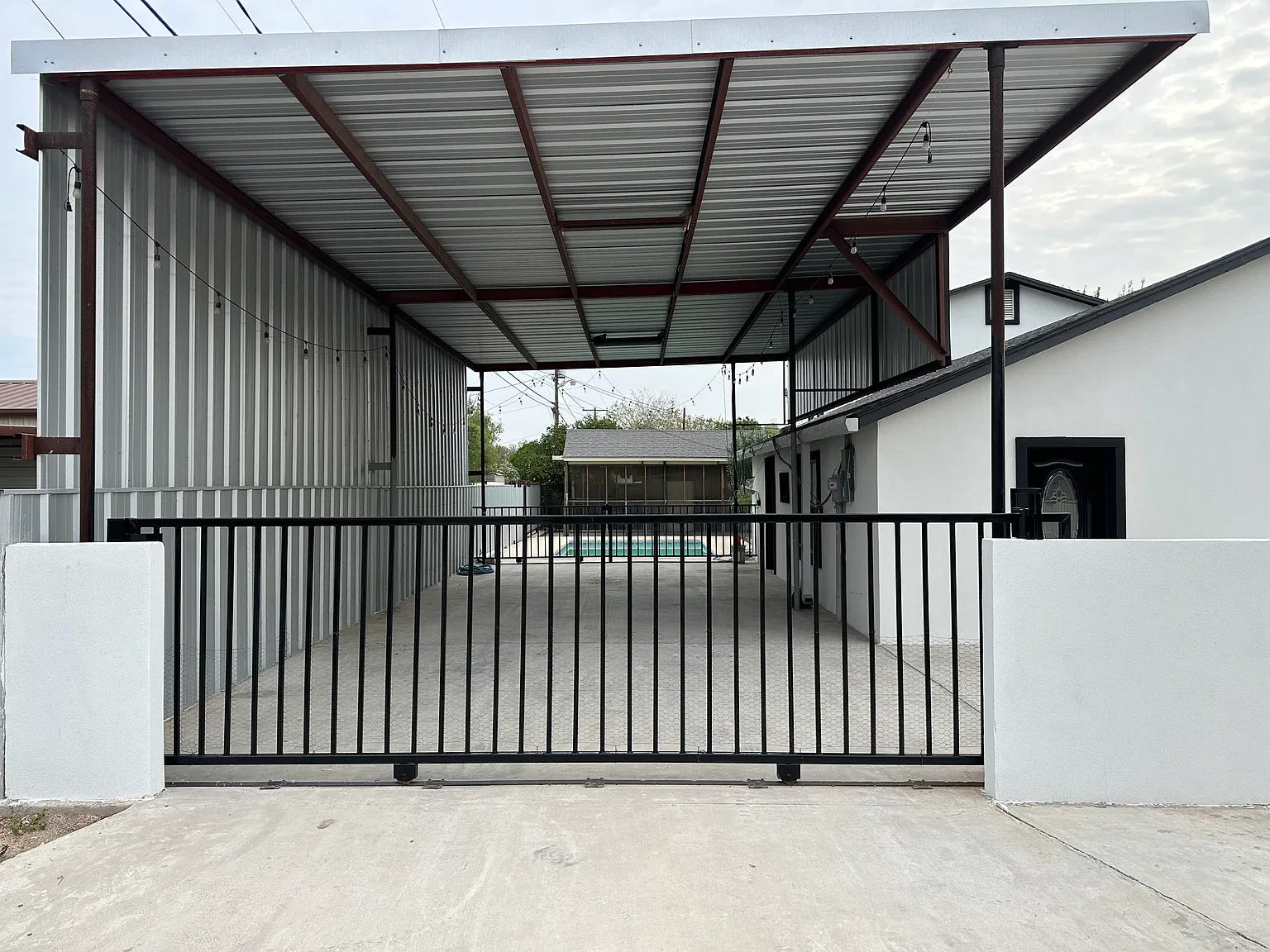 203 S Kain St — Photo 2