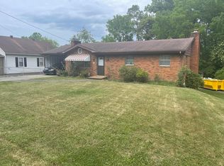 400 McKnight St #WW, Ashland, KY 41102