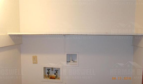2nd image of 5009 Geddes Ave