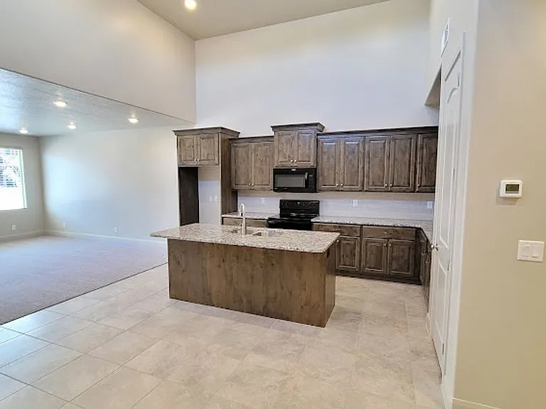 794 N Via Modelo Cir — Photo 12