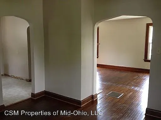 406 N McElroy Rd — Photo 2
