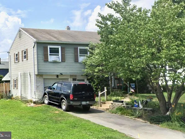 184 Pitney Rd, Lancaster, PA 17601