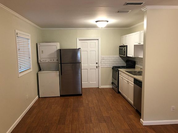 4th image of 3313 W Santiago St APT A