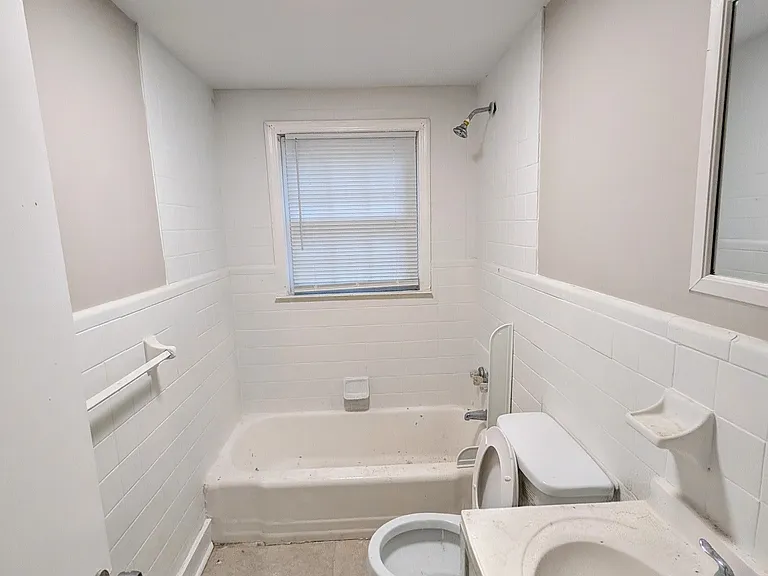 1332 Akridge St NW — Photo 11