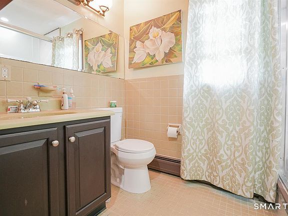 5th image of 22 Standish Road