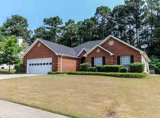 62 Gleneagles Dr, Fayetteville, GA