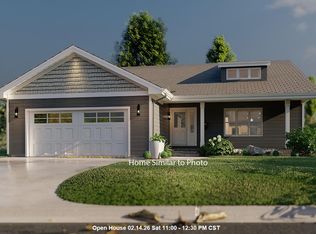 1260 Putnam Dr, Pulaski, WI 54162