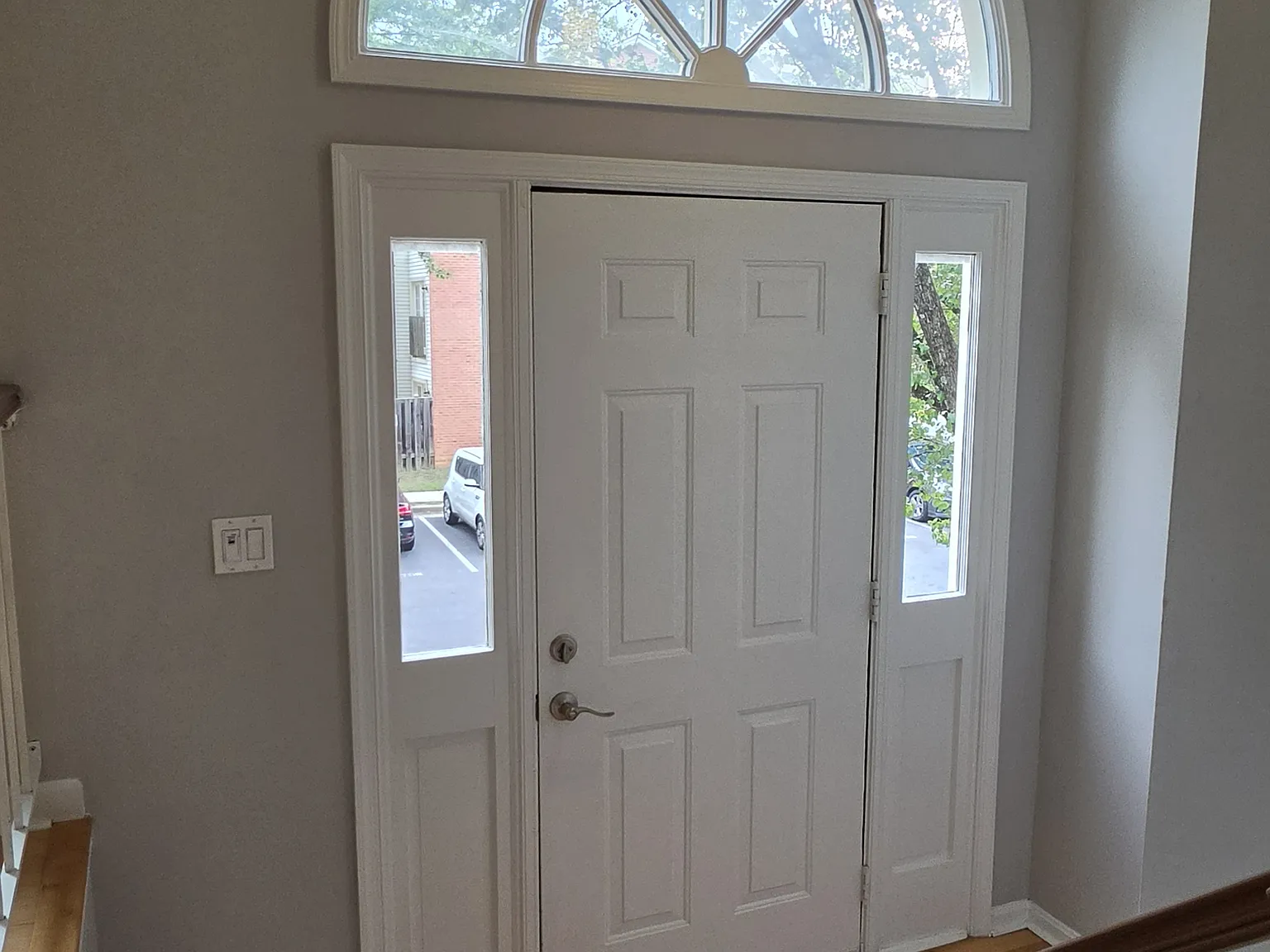 3 bed, 3.5 bath, 1480 sqft, $3,695 — Photo 2