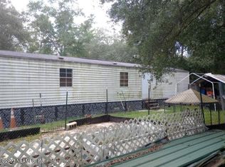 127 Kitty Ave, Interlachen, FL 32148