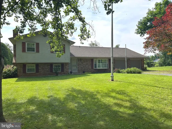 611 Kennel Rd, Boyce, VA 22620