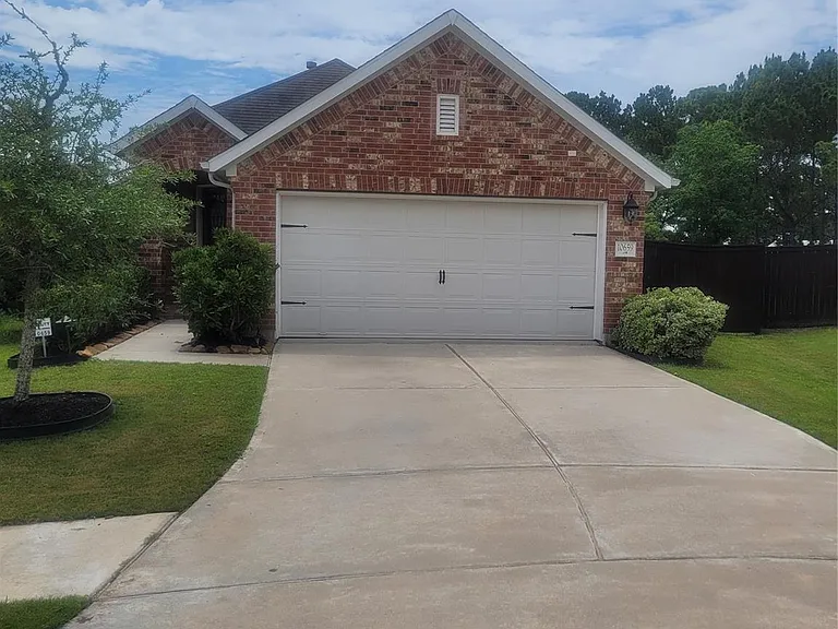 10659 Dolce Ln — Photo 2