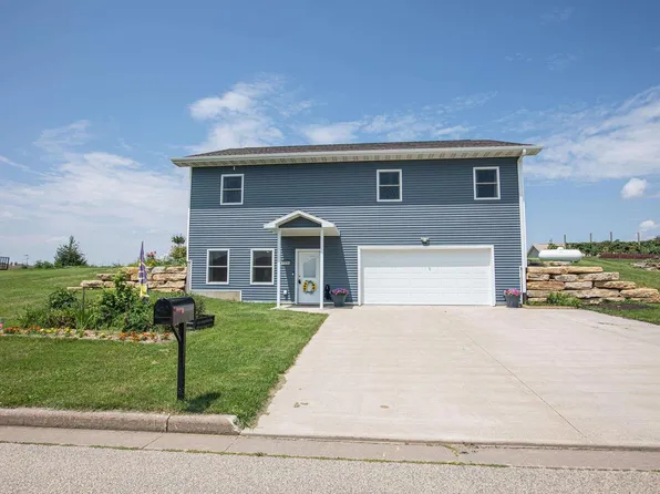 106 Spruce Park Drive, Potosi, WI 53820