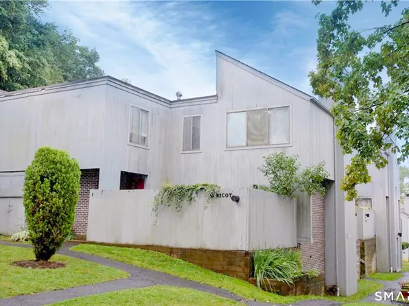 1 Apricot Lane #1, Ridgefield, CT 06877