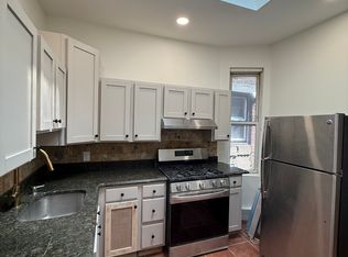 204 48th St APT 3R, Union City, NJ 07087