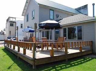 107 W Main St, Cazenovia, WI 53924