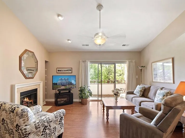 13705 Modrad Way #9A-34 — Photo 2