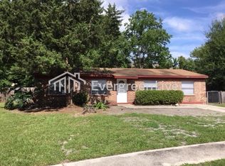 4888 Strato Rd W, Jacksonville, FL 32210