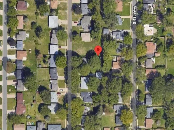 2511 S 49th St, Omaha, NE 68106