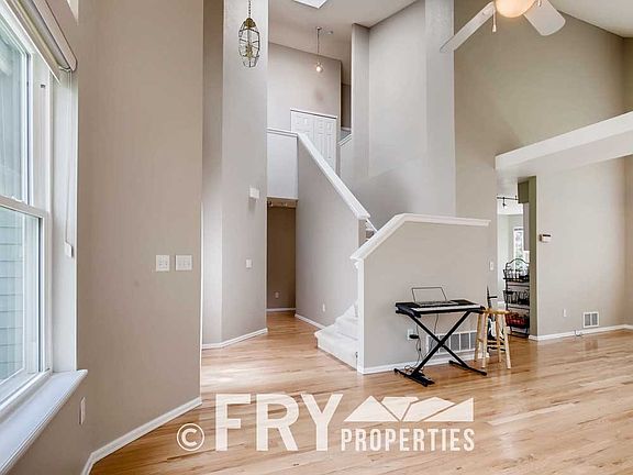 4th image of 10821 Milliken St