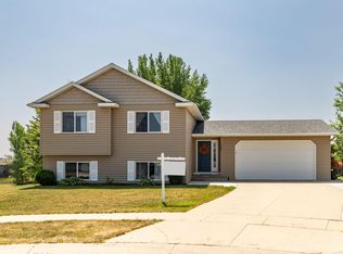 5048 Cannon Ln NW, Rochester, MN 55901