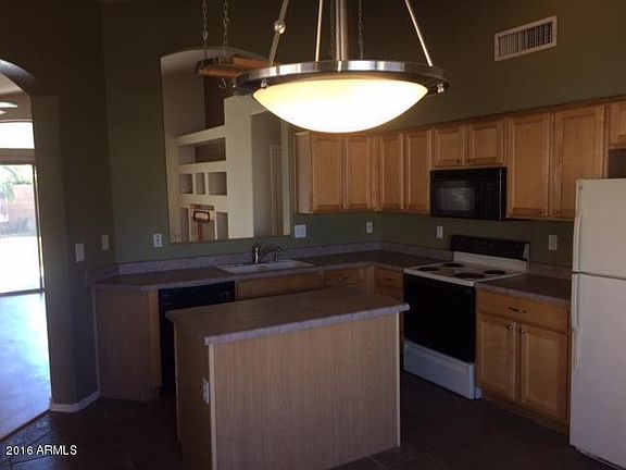 2nd image of 6977 W Aire Libre Ave