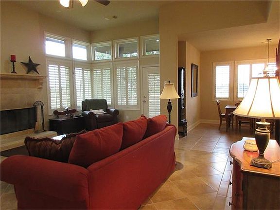 3rd image of 2101 Kahala Sunset Dr