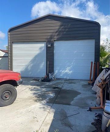 3rd image of 2254 S Artesia St