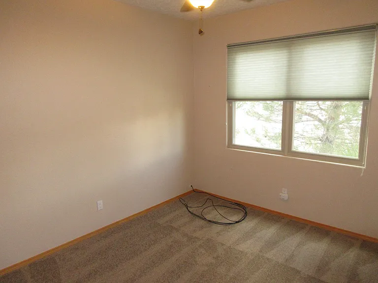 1312 Tiffany Ln SE — Photo 15