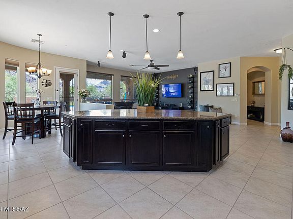 5th image of 9540 N Saguaro Breeze Way