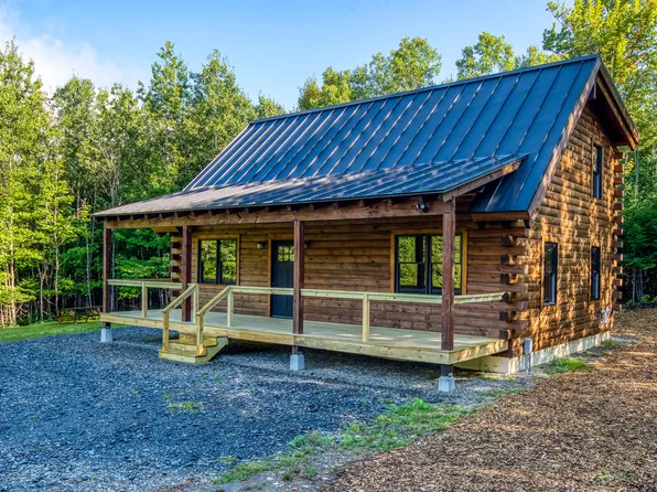 50 Barts Way, Rangeley, ME 04970