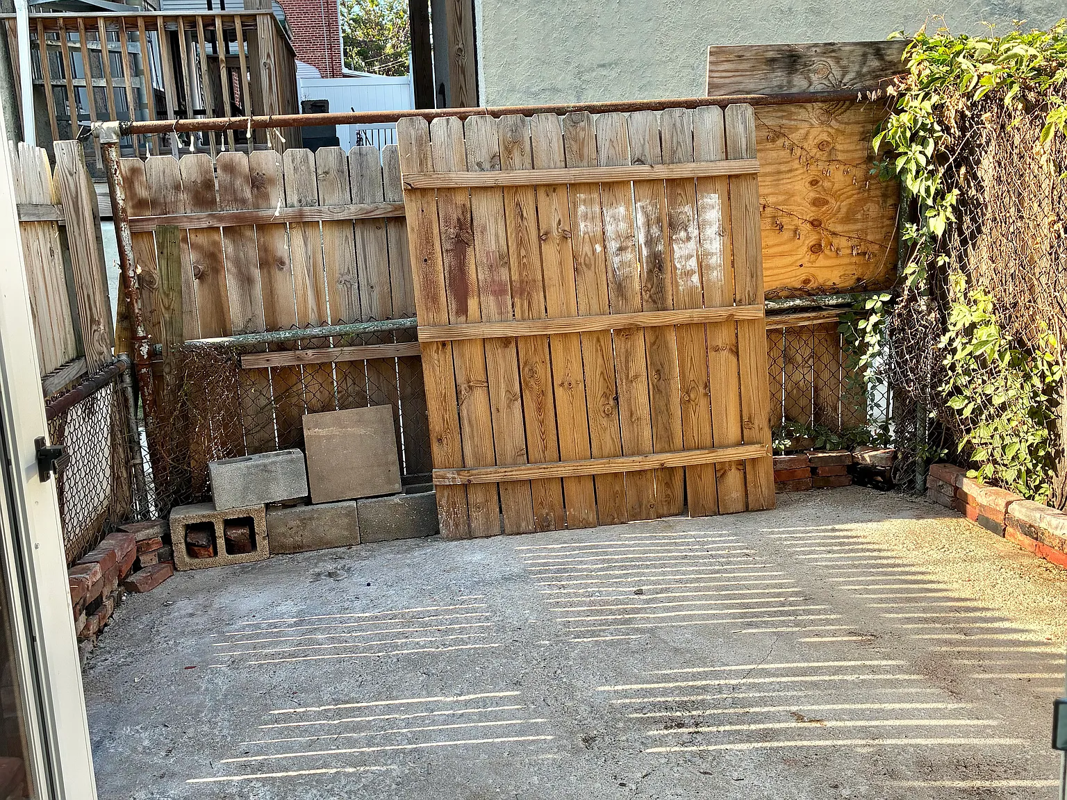 2 bed, 1.5 bath, 672 sqft, $1,600 — Photo 3