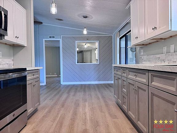 3rd image of 14313 Forest Oaks Dr