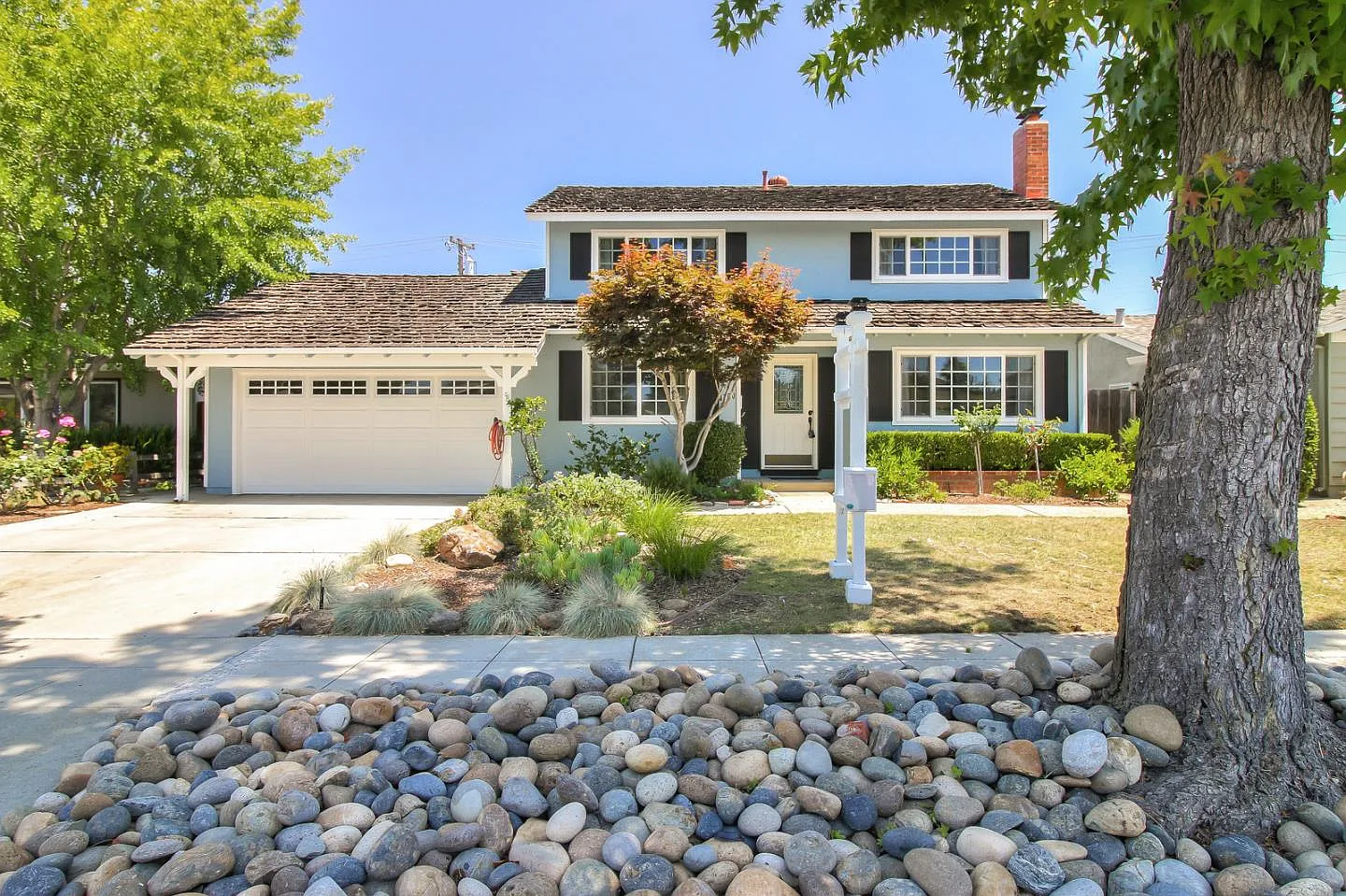 4700 Sherbourne Dr photo 1