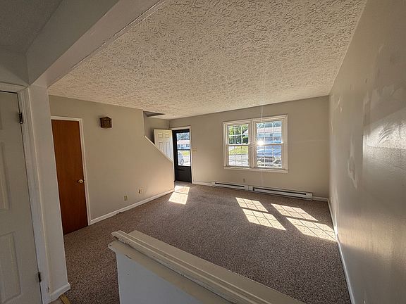 4th image of 750 Rolling Hills Dr #A