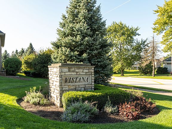 3rd image of 11082 Siena Dr