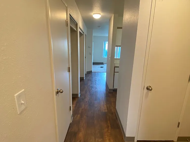 Steeple Chase Apartments — Photo 42
