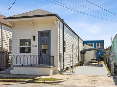 1233 Desire St, New Orleans, LA, 70117