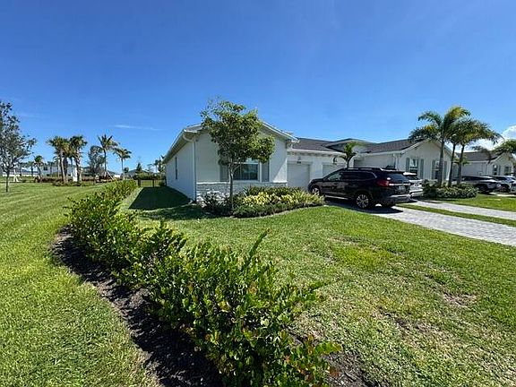 3rd image of 3688 Spanish Cedar Place