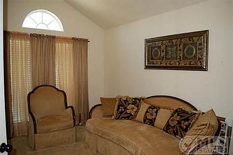 4th image of 408 Hidden Lake Ct