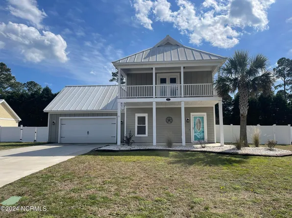 107 Elis Landing Lane, Newport, NC 28570
