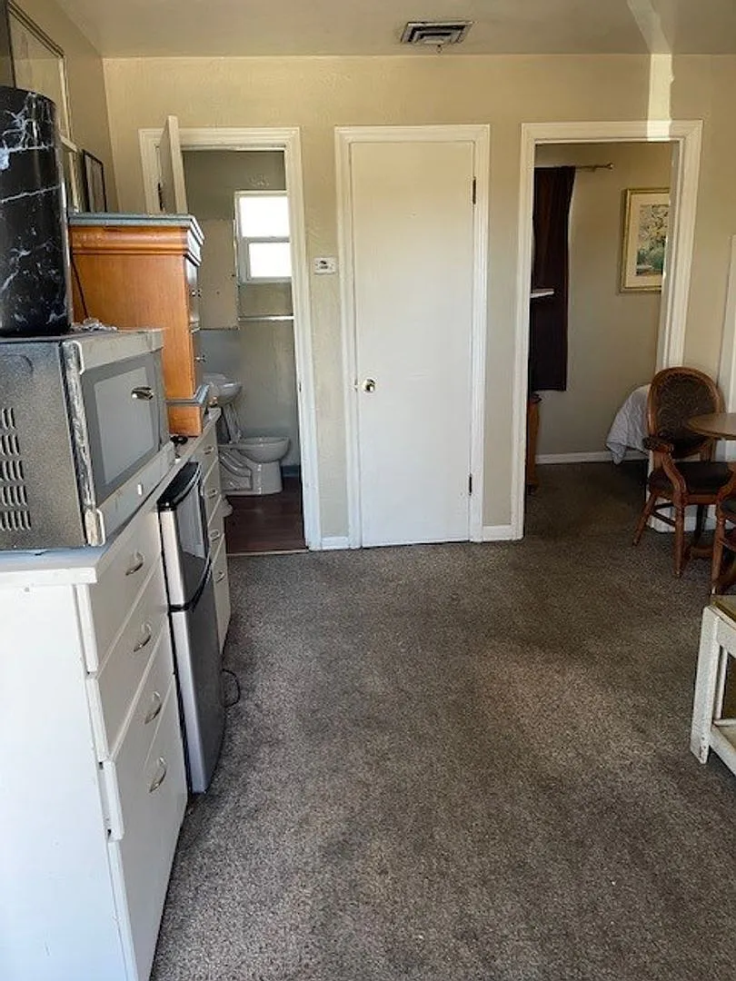 Lariat Motel — Photo 2